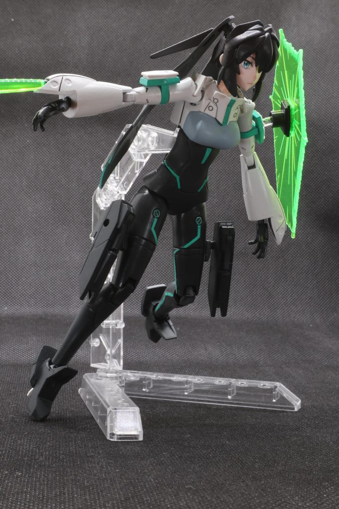 MS版の顔もありますが、この顔が好きなのでほぼ固定。ハンドパーツはボールジョイント部をうっかり塗装したので、破損しそうで握り手に交換するにをためらいます、、、