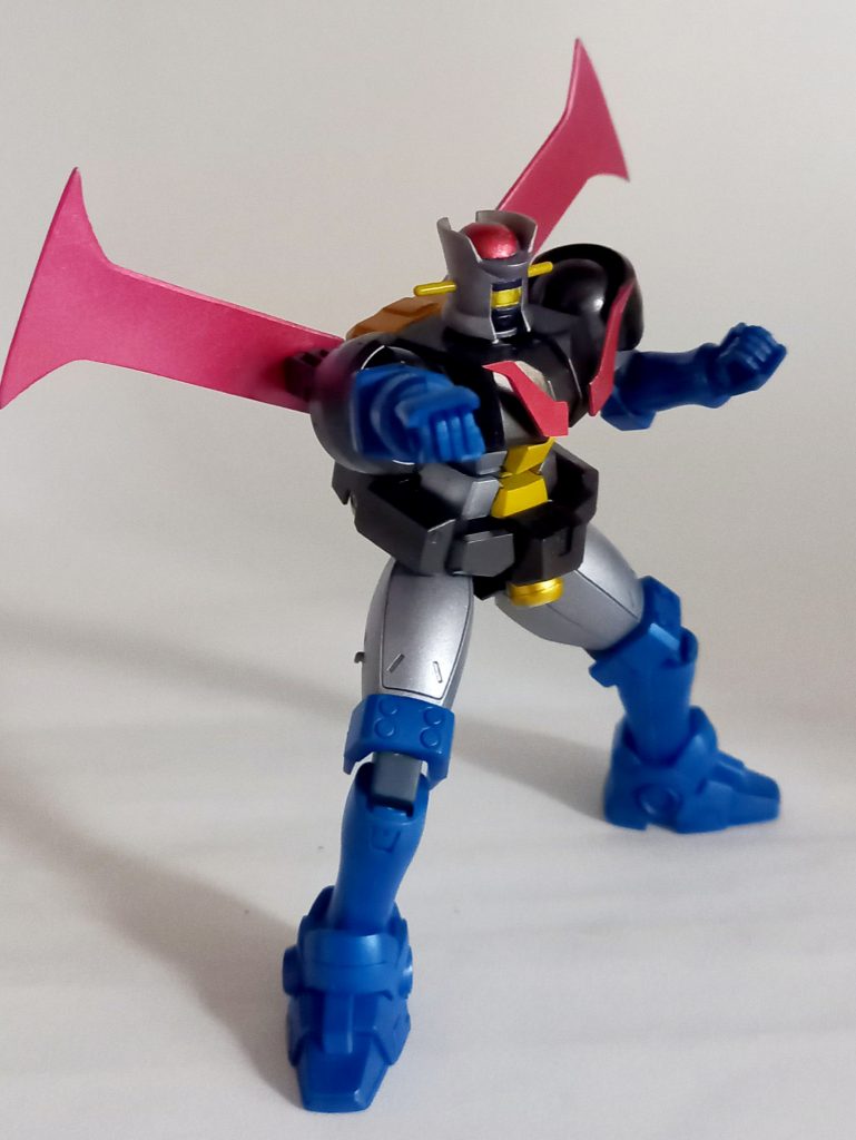 ロケットパンチで。