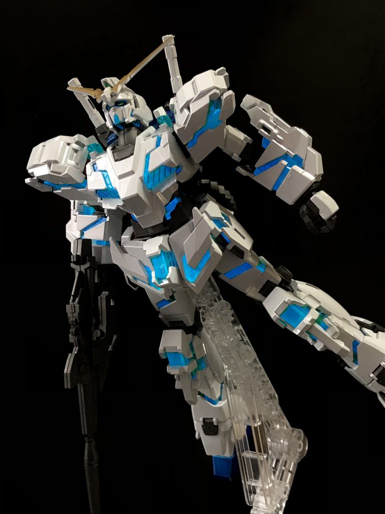 ネオジオングに立ち向かう。