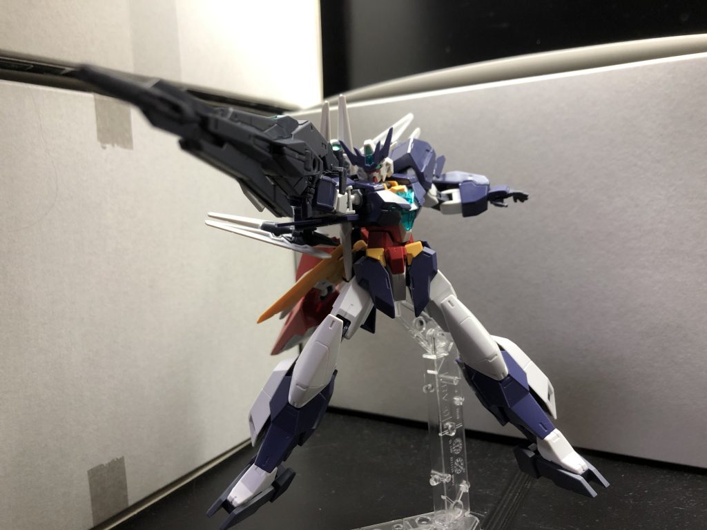 コアチェンジ!ドッキング・ゴー!見慣れた合体シーケンスなのに、「ほぉ…」「はぁ…(歓喜)」とか変な声が出て来る出てくる…。これだから辞められないんですよね、ガンプラ。