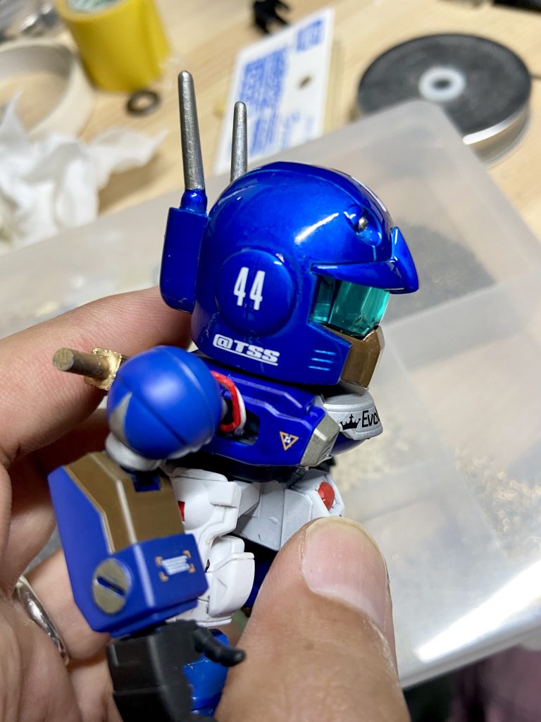 最大の見せ場、ヘルメットのツヤ感です。
