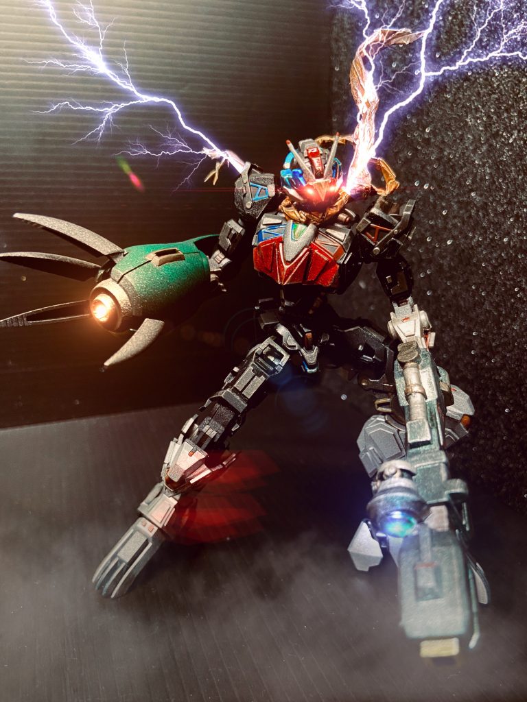 公式にはないフルアームド!一説によると数百年後、厄祭戦と呼ばれる戦争の時に、このライダーマンの基本設計が使われているとかいないとか。