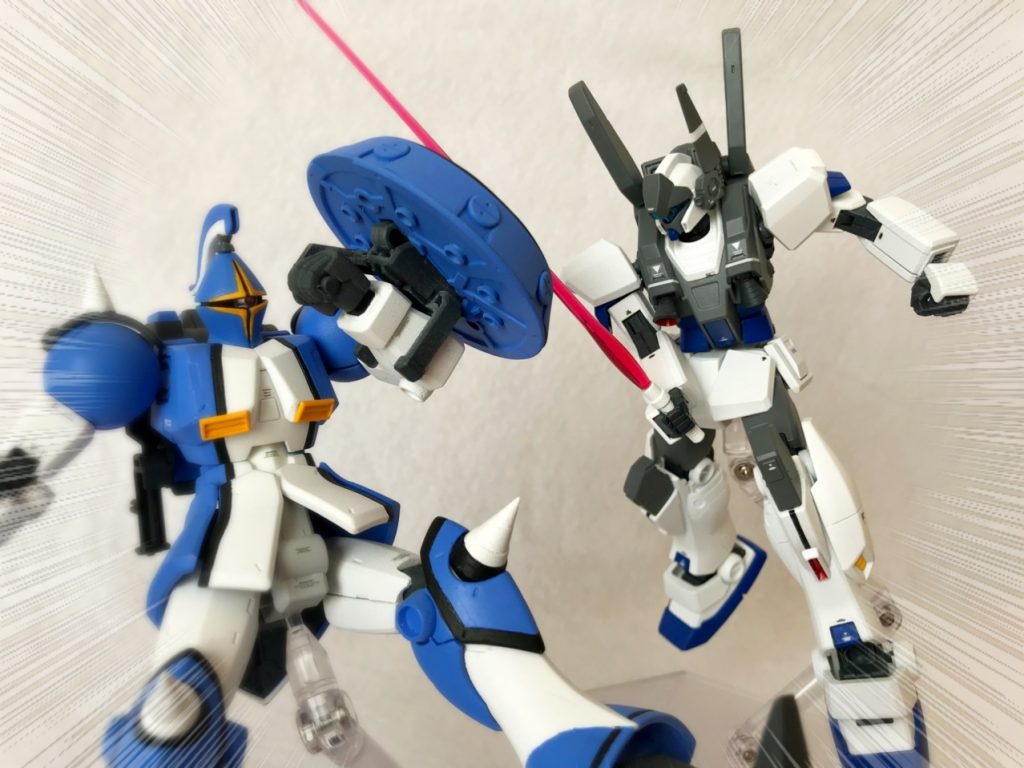 敵対(？)しているユーマ・ライトニングのギャン・エーオースと。