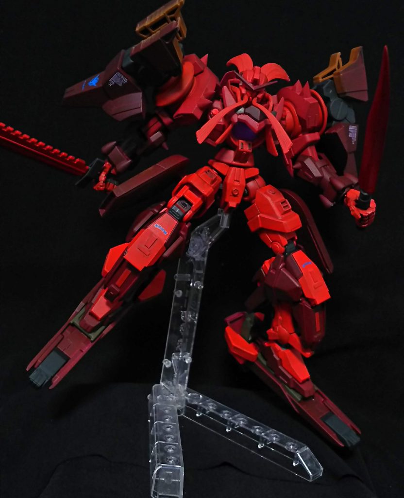 メイン武装は合体可能な大小の２刀(システムウェポンキットを少し改造)