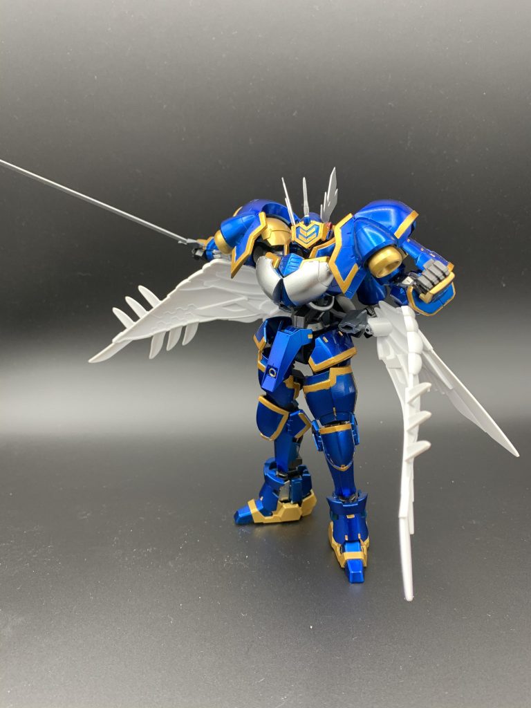 背中の羽展開。