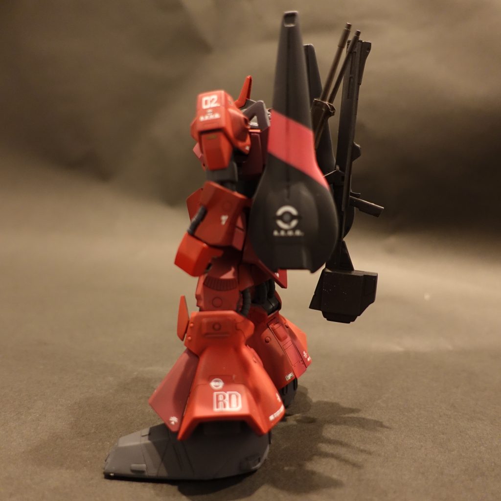 片側のバインダーに、ピンクラインを追加。