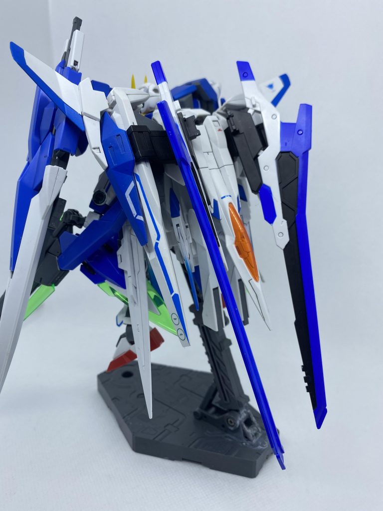 背面。後ろのボリュームも中々凄いw