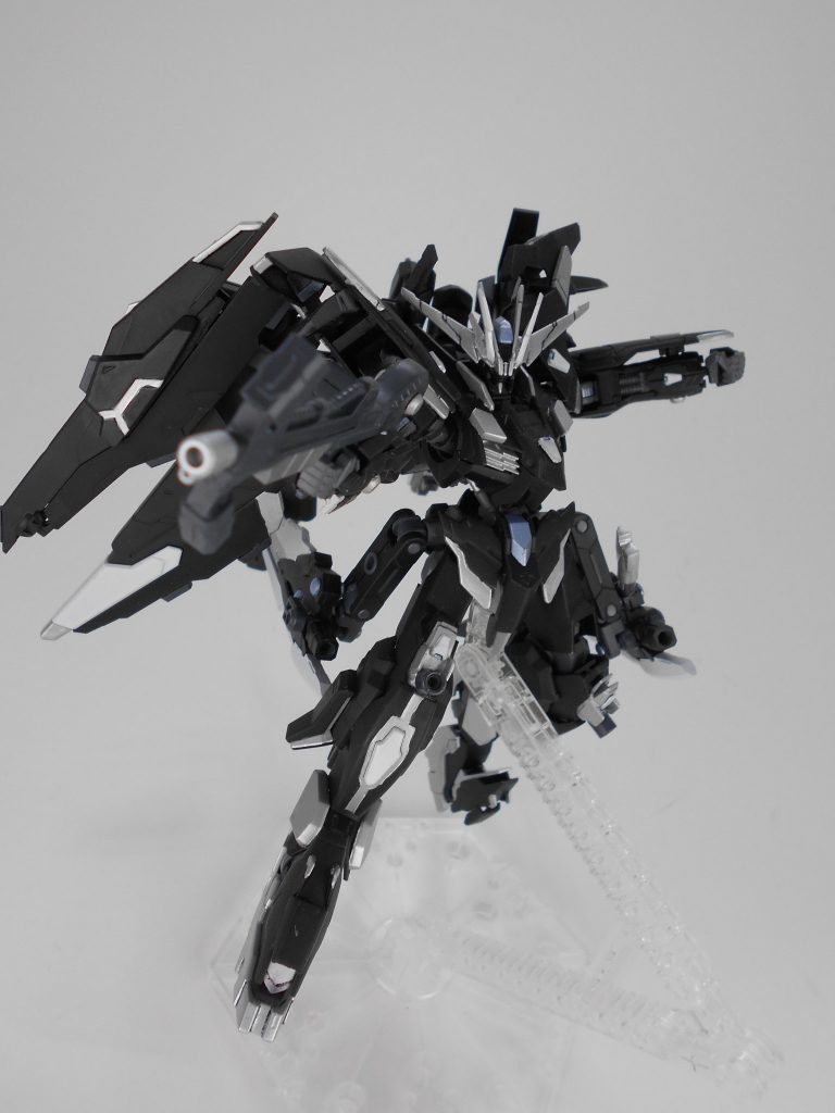 ビームライフル改・「ネセア」。ルナゲイザーガンダムのビームライフルにハードポイントと接続部を追加しました。「ネセア」はギリシャ語で「無月」のアナグラムです。