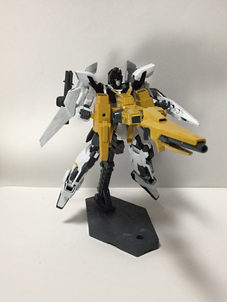 “メガライドランチャー”。箒でもあり八卦炉でもある本機の特色。基本バックパックに装備し機動力をあげる。