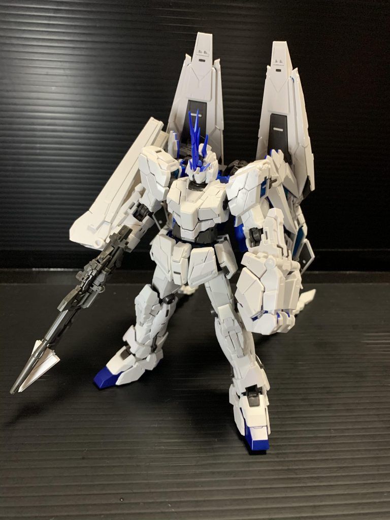 コチラはユニコーンモードアームドアーマーXCの位置はオリジナルです。