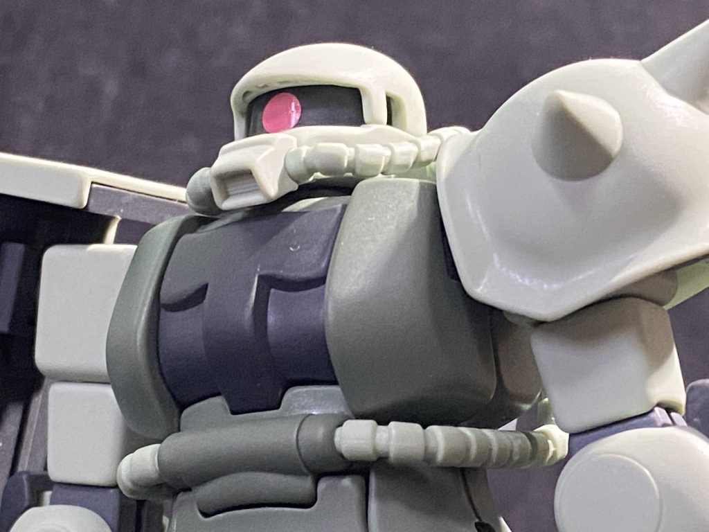 パーティングラインまだ少し残ってます。