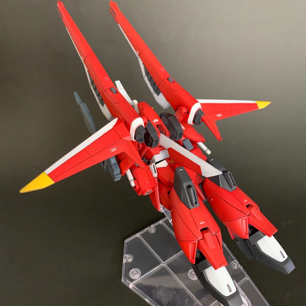 差し替えなしで変形します。