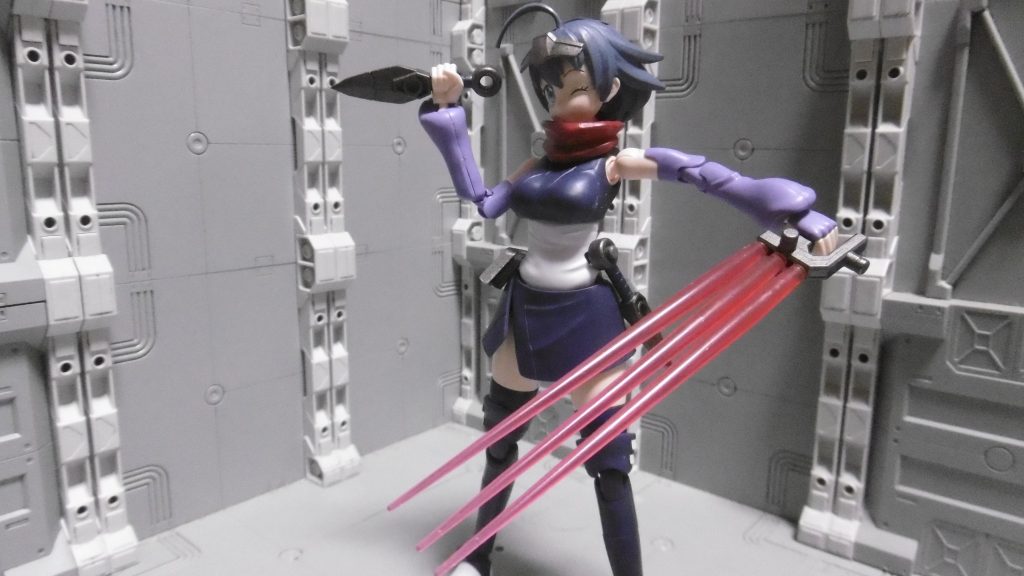 無属性:クナイ火属性:三連剣(熱で溶断)