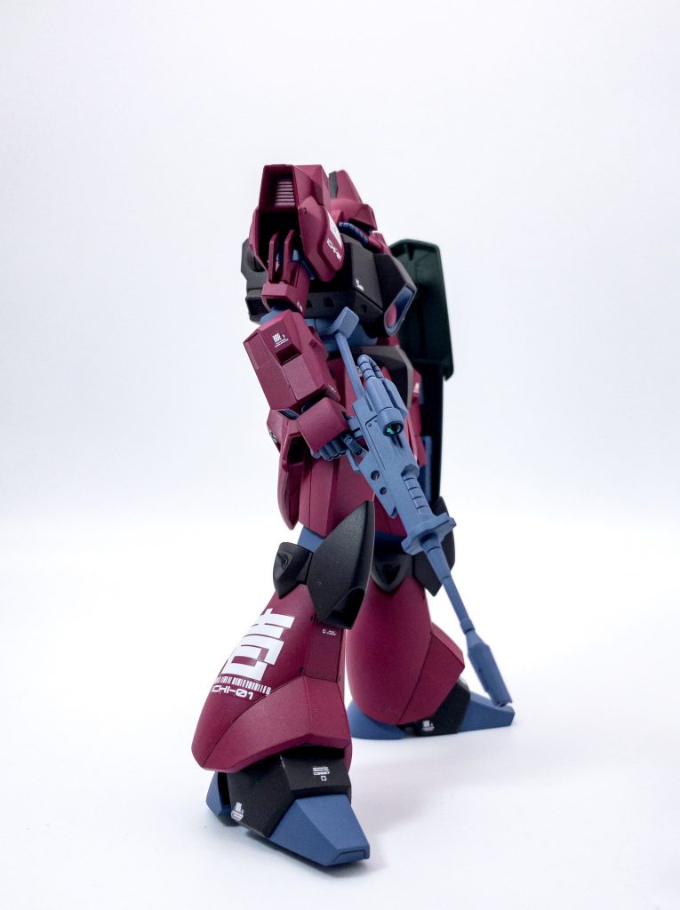 新しめのキットなのでスタイリッシュにアレンジされています。