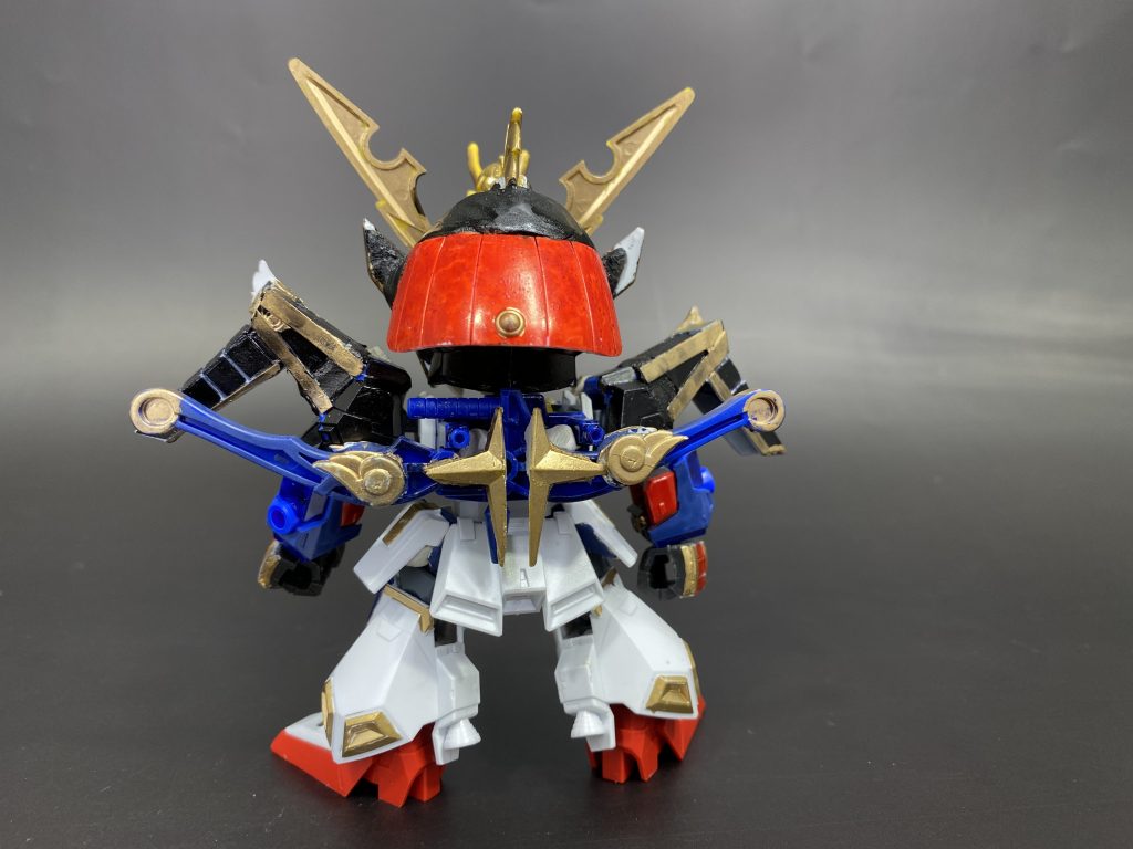 背面。弓は黄忠ガンダムを蒼天丸のパーツでディテールアップしました。
