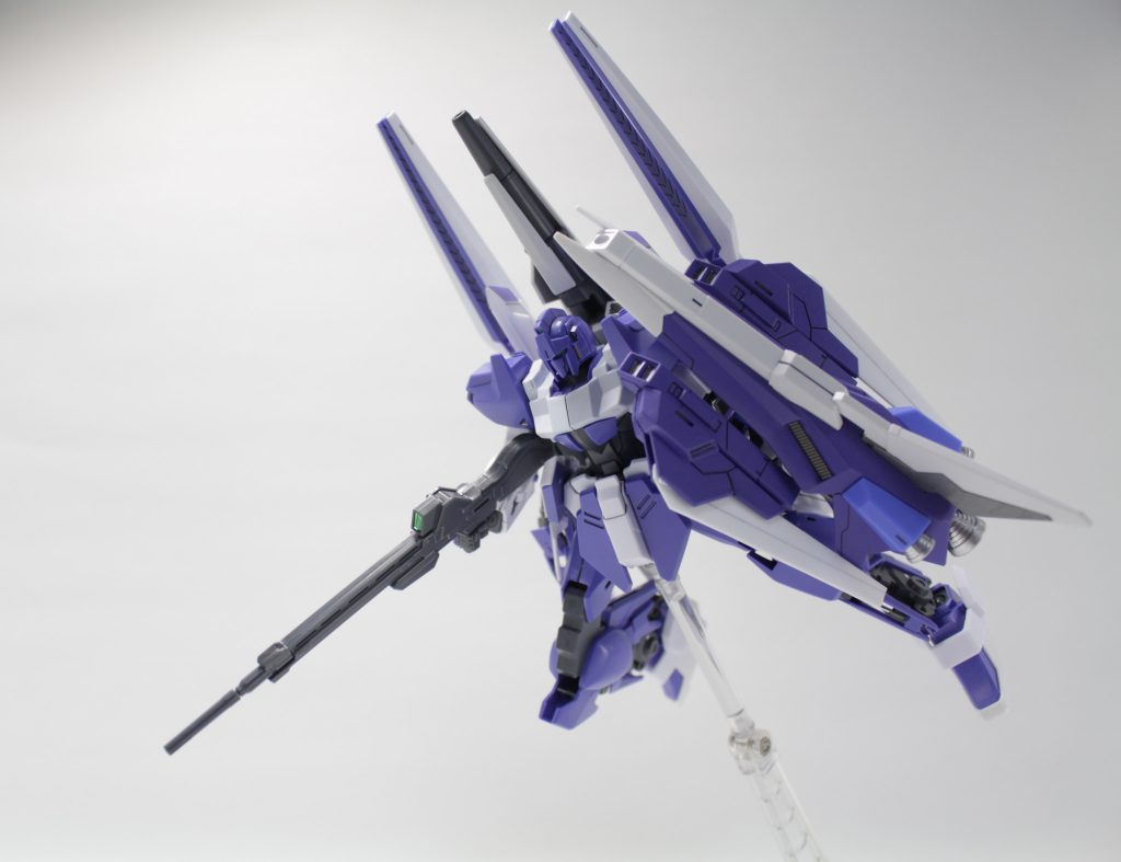 飛行シーンシールドと背負いものでかなり重いです😅