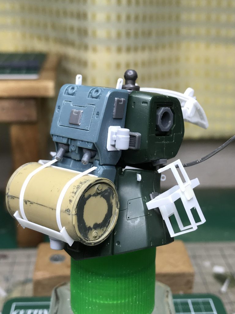 火炎放射器ボンベ