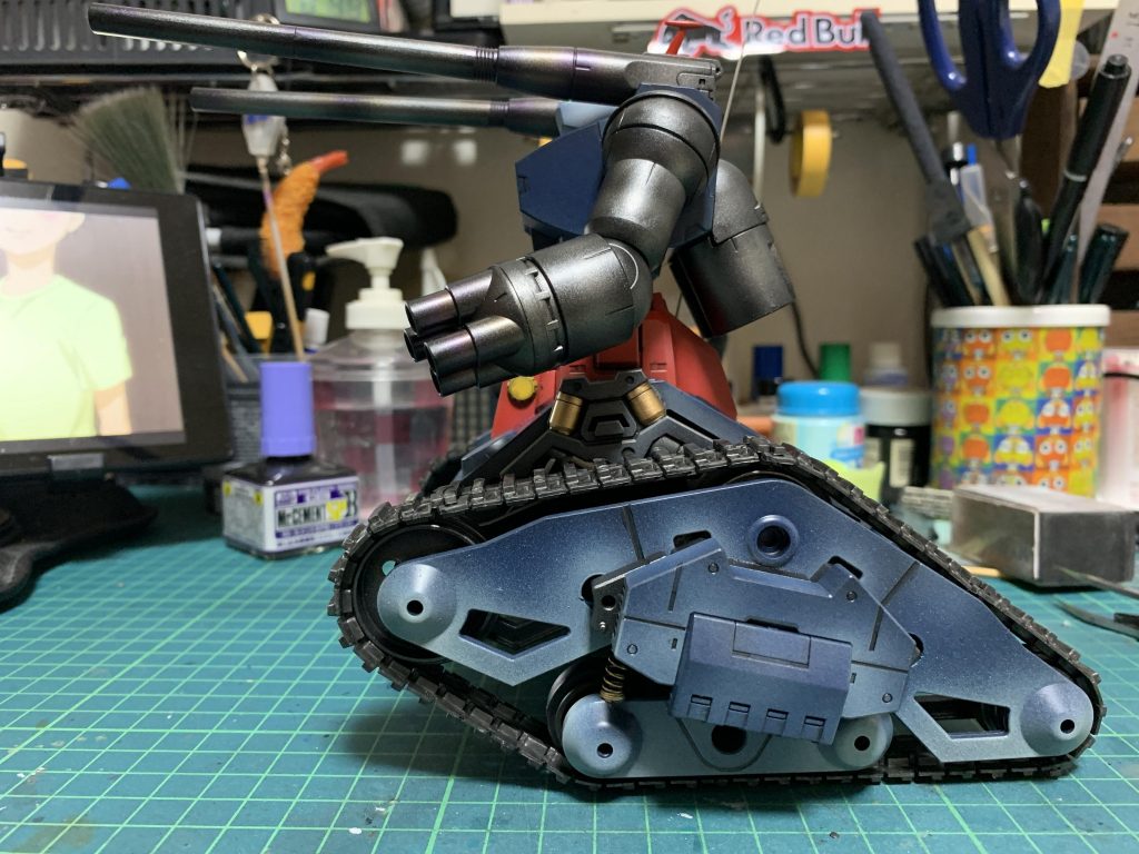 良く見れば、ガンタンクのキャタピラではありません