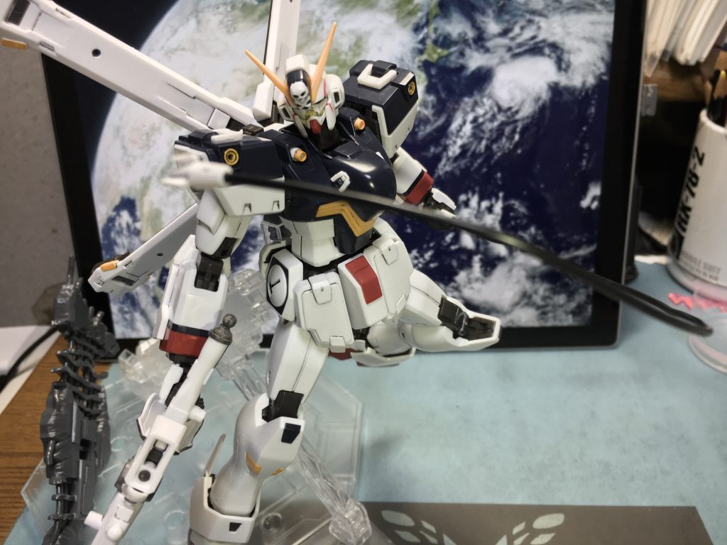 スクリューウェッブ!EXVSではマスターガンダムなど近接特化機への迎撃武器としてお世話になりました。