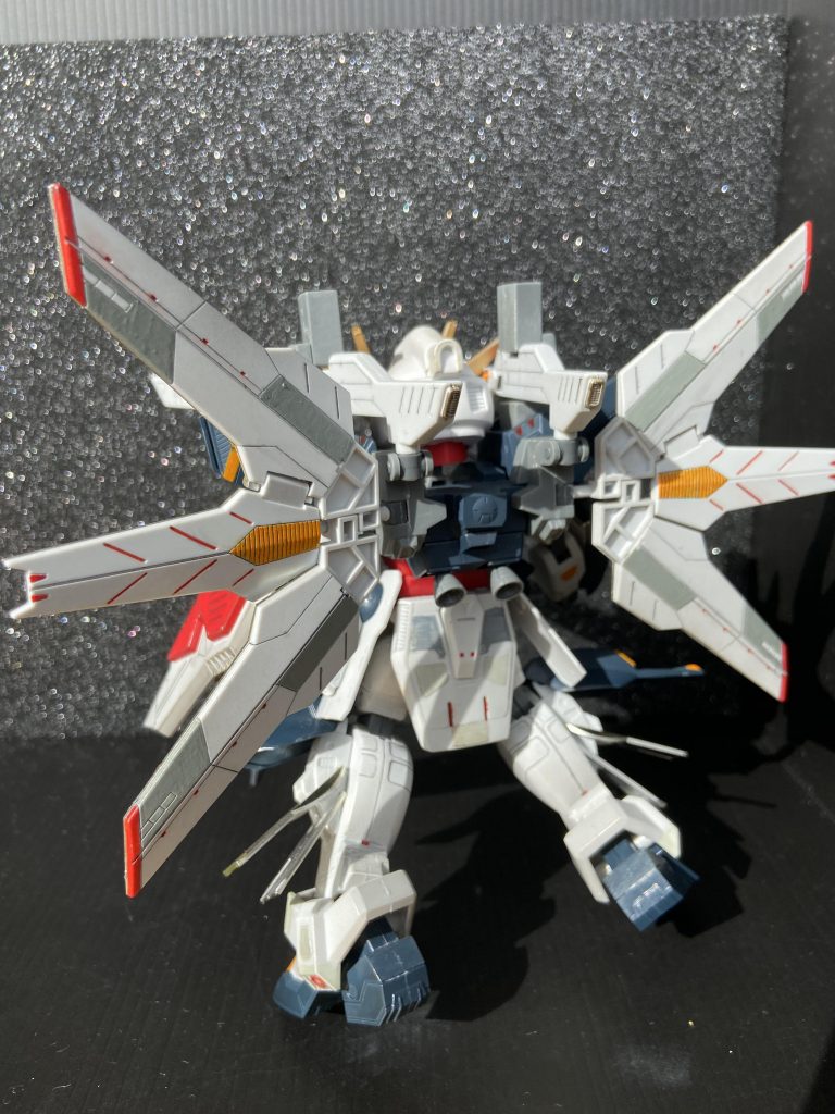 バックショット！羽根の展開後はいい感じ！