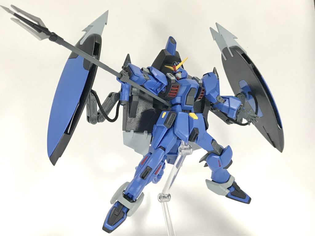 相手を突くポーズができます。