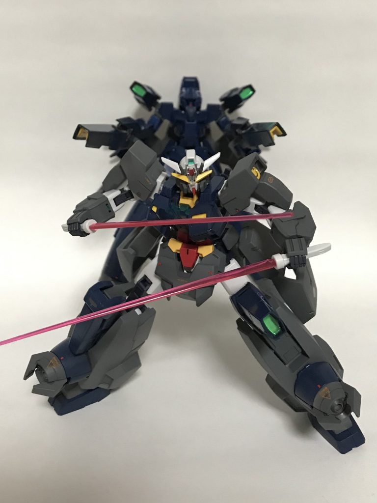 セラフィムにバズーカを持たせて後方支援。なんて作戦もあると面白い気がします。