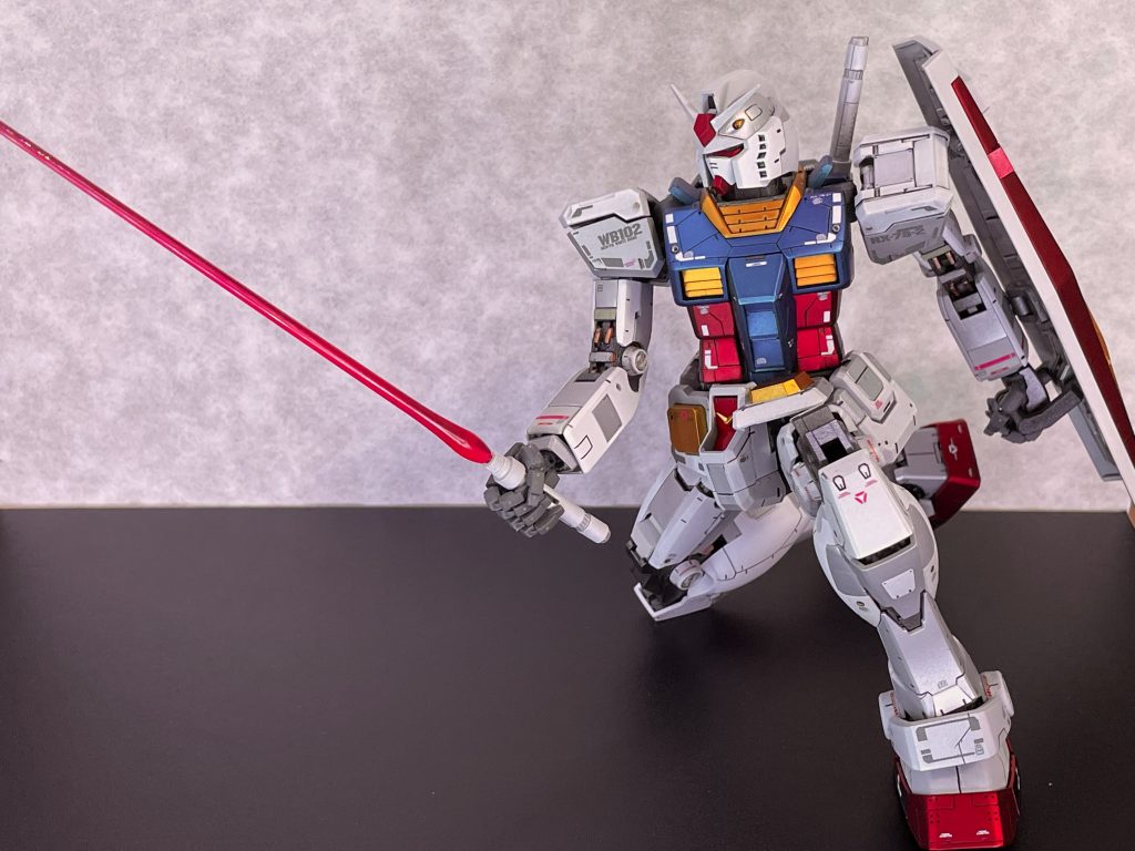 せっかくなのでグフの腕を切断するシーンを。溜めて…ズバッと（グフさんは在宅勤務中のため不在です。