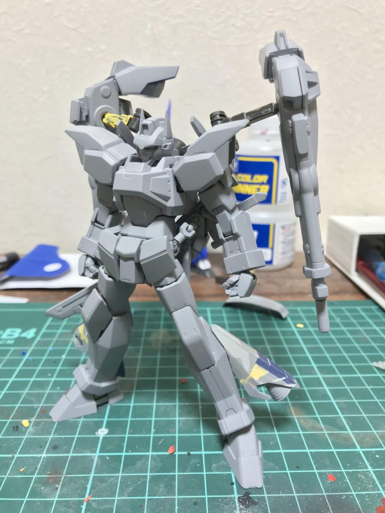 使用したキットは主にGエグゼスとシグーディープアームズですが､各所にジャンクパーツやパテを使って形状変更してます