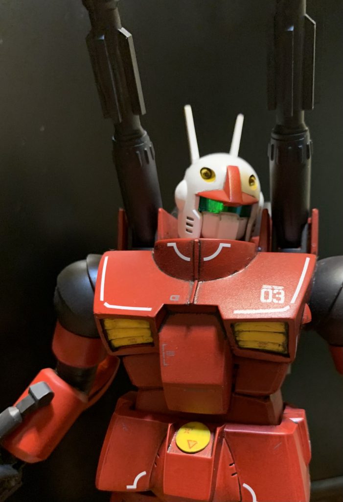 元キット仮組み途中でキャノン砲を壊しました。途中で切ってHGサイズのザクバズーカででっち上げ。デカールは1/144用のジオン用のやつ?とかよくあるコーション系です。可動は首とキャノンがちょっとだけで、他はほぼ固定です。