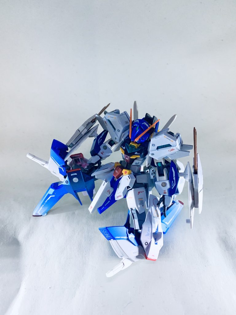 ポージングが下手ですが膝つきも。