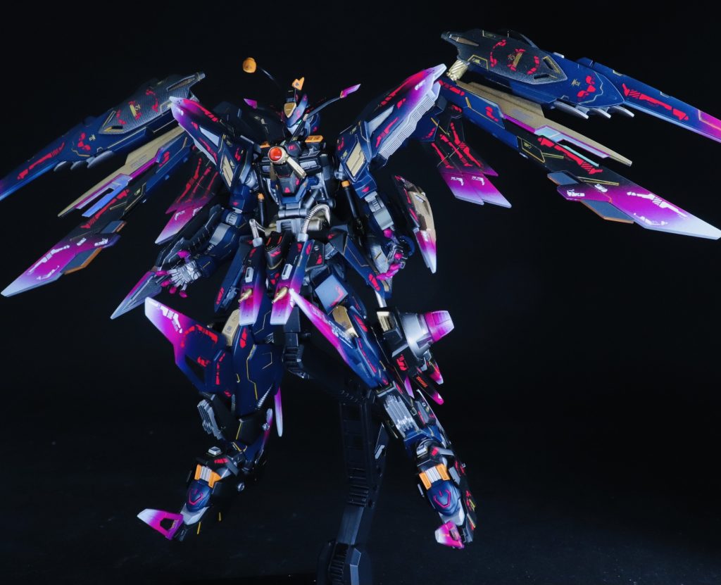 グラデーション塗装とアカデカールでトランザムを表現しました