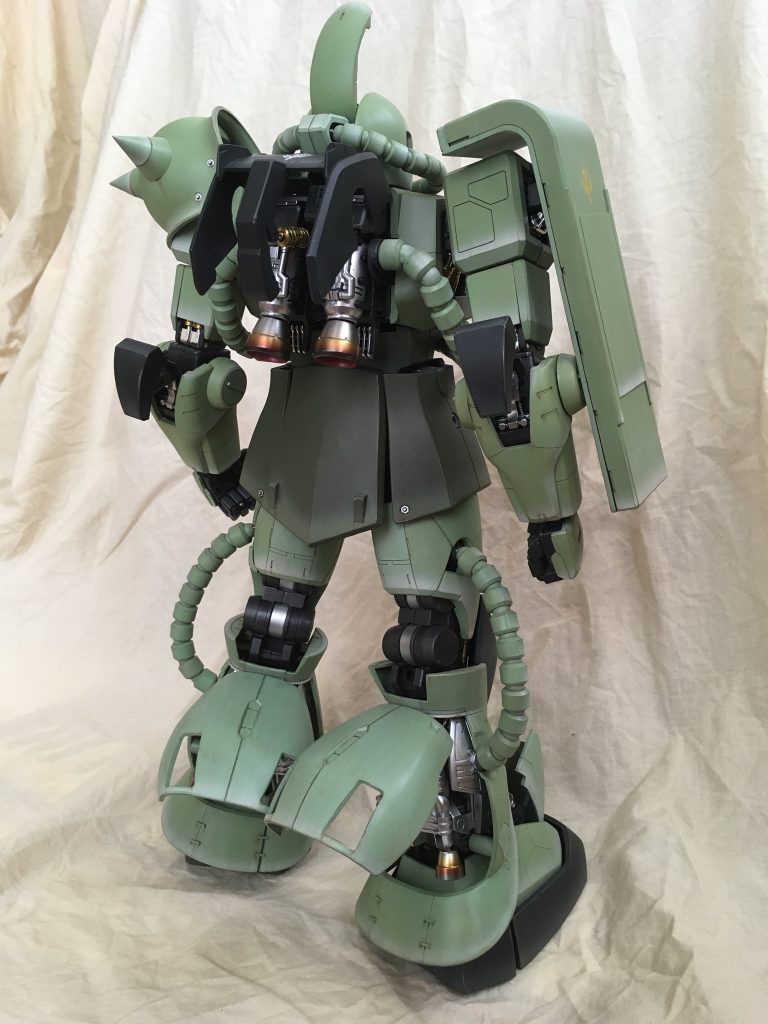 背面フルハッチオープンバーニアはクリアカラーで焼け表現