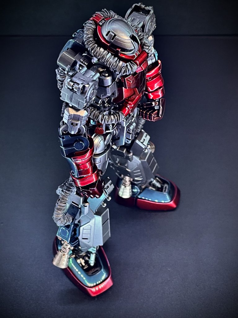 新しい作品のたびに一つ新しいテクニックを導入していこうと考えて作ってます。今回はプラバンによるディティールアップに挑戦です。（今回アップ部にはありません）やり方は簡単、切り出して接着剤で貼る。。。うん、やばいね。センスが必要じゃん！ヨドバシで通販で売ってませんか？（ダメな大人