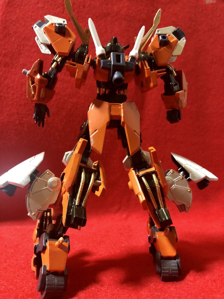 対リミッター全解放ガンダムフレーム機として、ガンダムフレームを装甲に組み込み、阿頼耶識を使用可能にしています。また、阿頼耶識による関節への負荷を考慮という設定の下、ベースは変形機構の無いノーマルのコアガンダムを使用。ボディカラーをガンダムフレーム色に変更しました