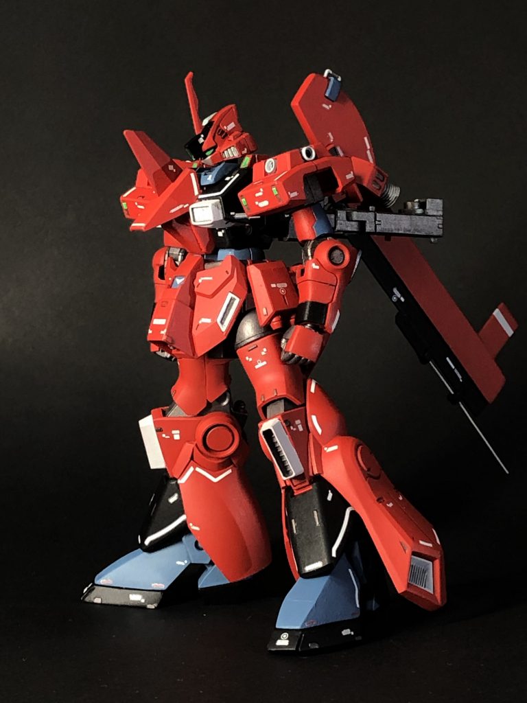 今回の「はじめて」はプラチップによるディテールアップです。併せてラインディテールやデカールも多めにいれて情報量のUPを狙ってみました。