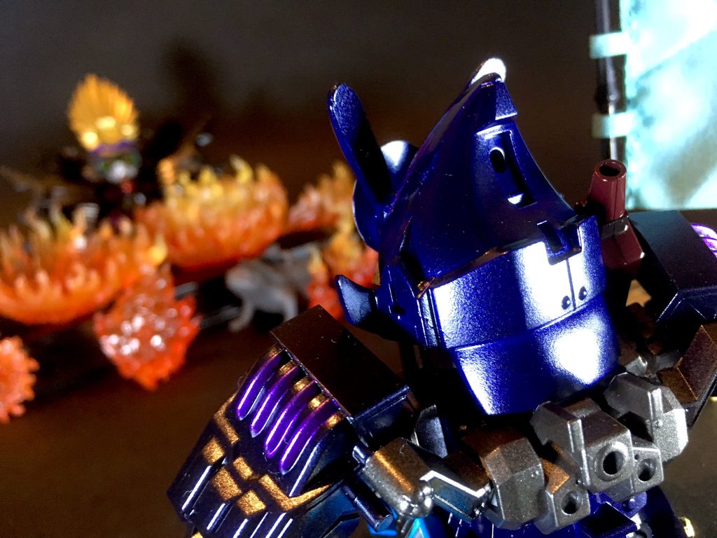 しかし天正十年🔥突如謀叛し京・本能寺で信長を弑殺!その経緯には謎が多く、諸説乱立するが現在も確たる真意は不明である。天下激震の大変事を起こしたが諸大名の調略は難航し、支配体制の整わぬ間に西国から驚異的強行軍で羽柴筑前守秀吉🐵の軍勢が到来。両軍は天下分け目、大山崎の地で決戦に臨む!