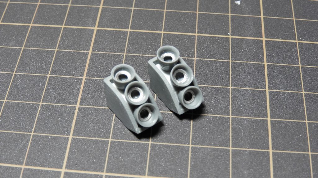 バーニアはキットの物をうすうす加工してGパーツさんからおまけで貰ってたワッシャーを付けました