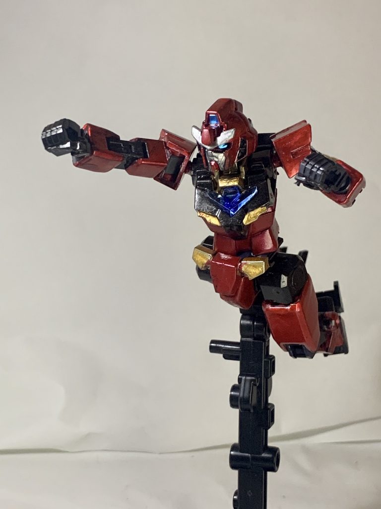 コアチェンジ…ドッキング・ゴー！ガンダムというよりは勇者ロボみたいな見た目ですけどそれがかっこよくて気に入ってます！マンガも読んでるからこれからの展開が楽しみ