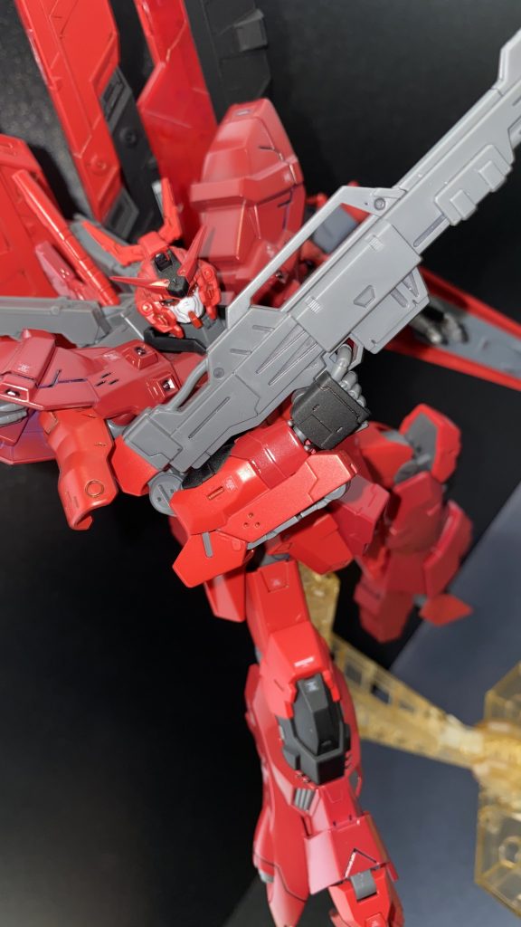 今回、カメラアイ、目を光らせたいと思い、フラッシュを多用。結果、塗装の粗が…。