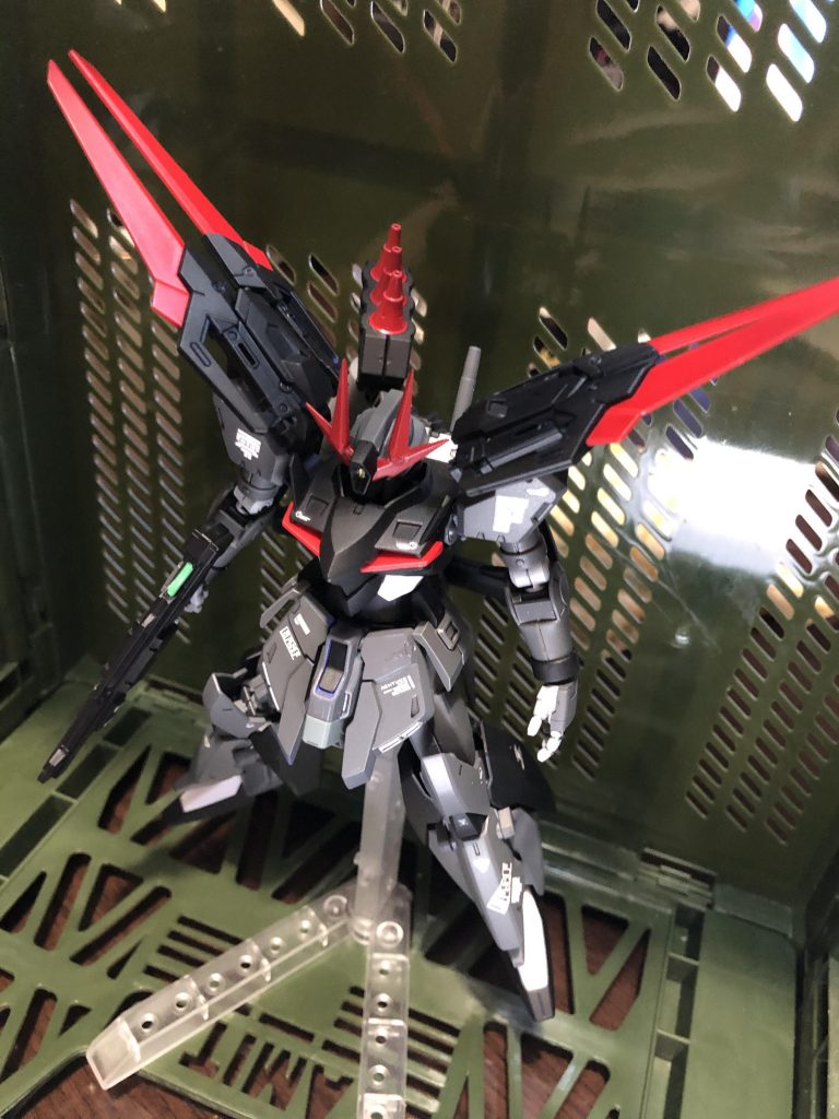 連邦軍内部ではマサキ.ハヤト少佐を〝戦略級NT〟としてとして認知しており、その能力はもはや魔法使いと見紛うほどのものであるため〝ウィザード級NT〟と呼ばれている。