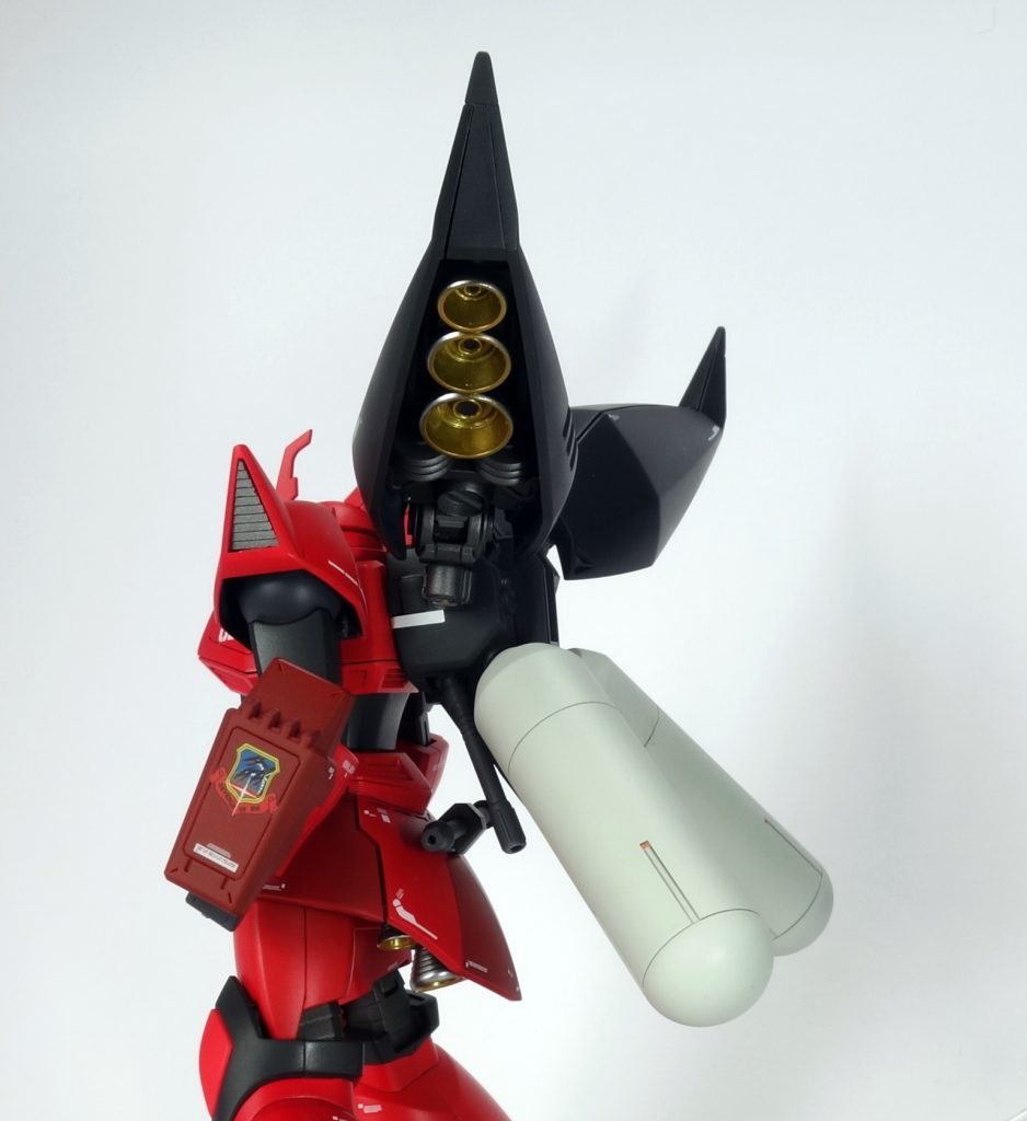 リゲルグの肩をバックパックに移植。ライフルはガーベラテトラから流用。