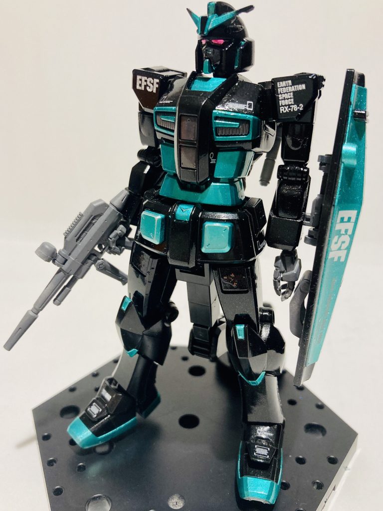 所々に赤文字のデカールを入れていますが、思ったより目立ちませんでした😅