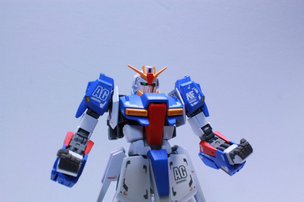 新訳ゼータのラストっぽいショットで。精神崩壊しない綺麗なラストは、賛否が分かれましたね。撮っていた画像が少ないので、今回はこれでおしまいです。皆さんも機会が有れば、リバイブHGUC Zガンダム作って下さい。良いキットです。