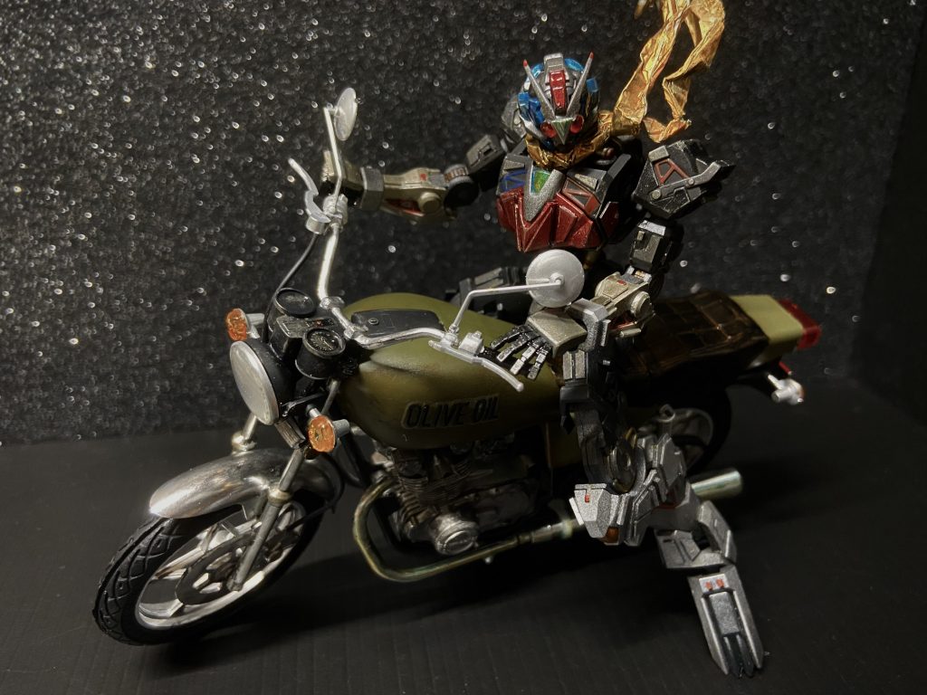 本名は結城丈二。悪の組織デストロンに仕える、IQ200の天才科学者だったが、デストロンの大幹部・ヨロイ元帥に濡れ衣を着せられ処刑された‥はずであった。全身を溶かされながらも、結城丈二は生きていた。このまま死することはできない。彼は部下に自ら開発したサイボーグ、通称『ライダーマン』への生体脳移植を指示し、奇跡の復活を果たす。復讐鬼と化した彼の未来は果たしてーー。