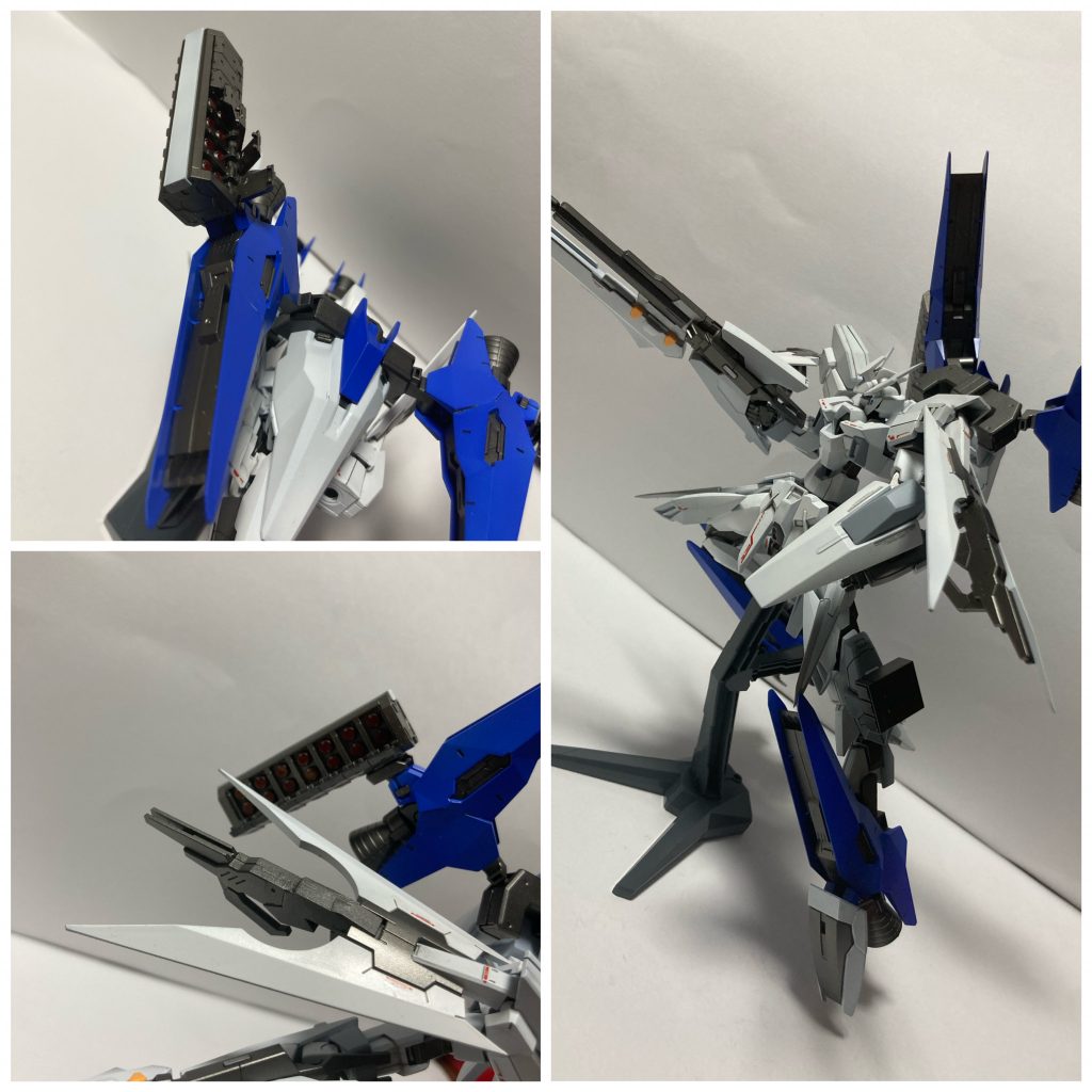 MS形態でもブースターは使えます!そしてブースターには多連装ミサイルポットが!1つずつ開けれるようにしたの大変だったw