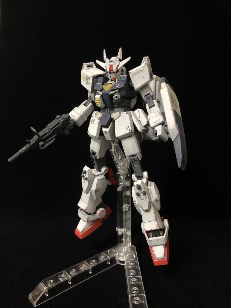 そして換装!少し脚長になってしまいましたが、思った以上に接続の工作が上手くできました。塗装はシリコーンバリアを使って剥がしチッピングです。