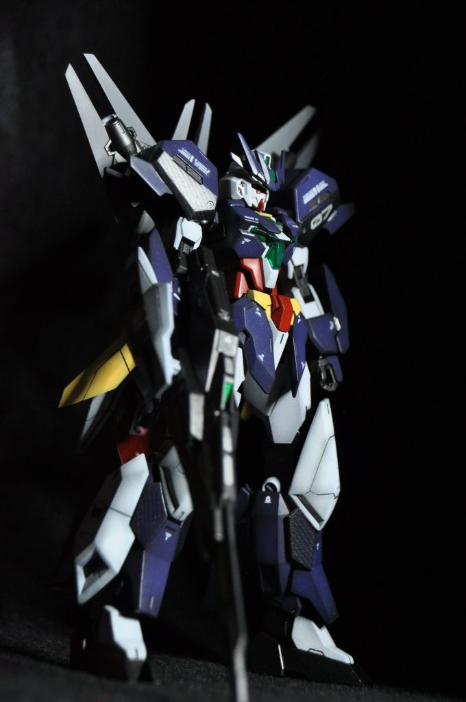 全身が入っている写真を撮るのは苦手なのでこんな変な角度しかありませんが、全体のバランス的には通常のものと大差ないので流します。