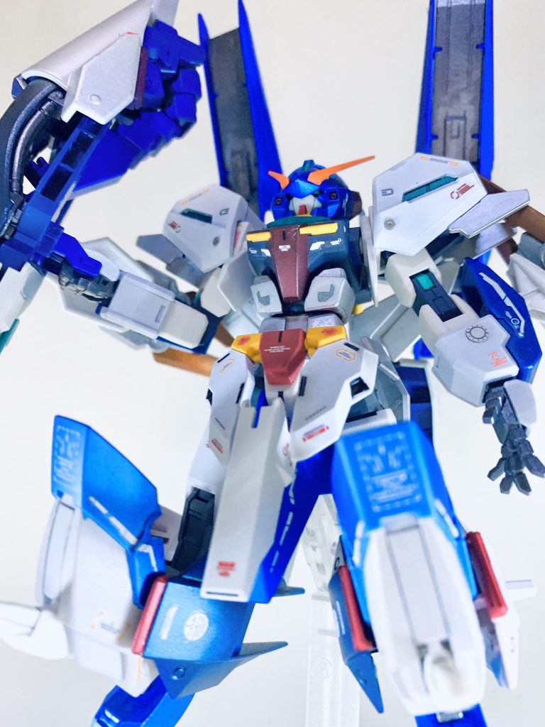 デカールやメタルパーツで情報量もかなり増やしました。