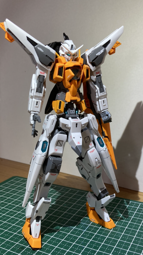 汚しが入る前の完成写真です！　墨入れとデカール、マーキングシールを貼りました。　ただ、マーキングシールが汚しの時に目立ってしまったので何枚かは外しました。