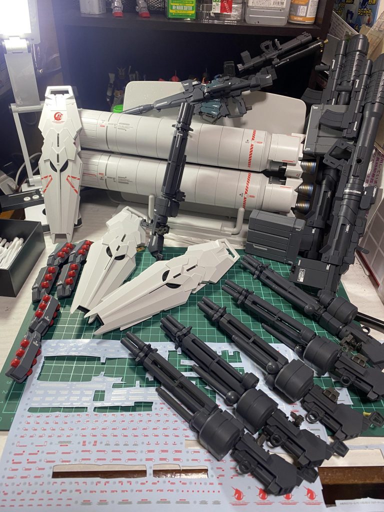 デカール地獄です💦